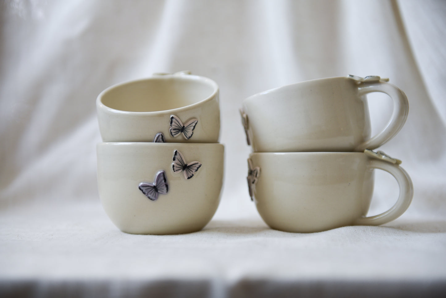 Butterflies latte mug pos