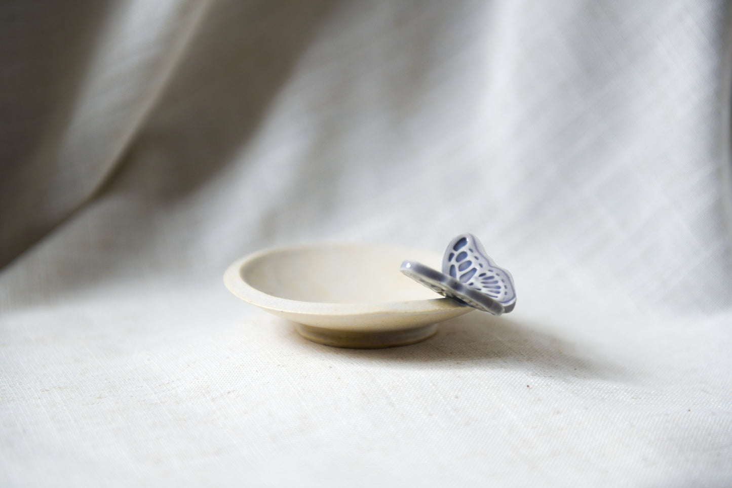 Butterfly ring dish - lavender