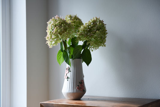 Pink flowers Vase