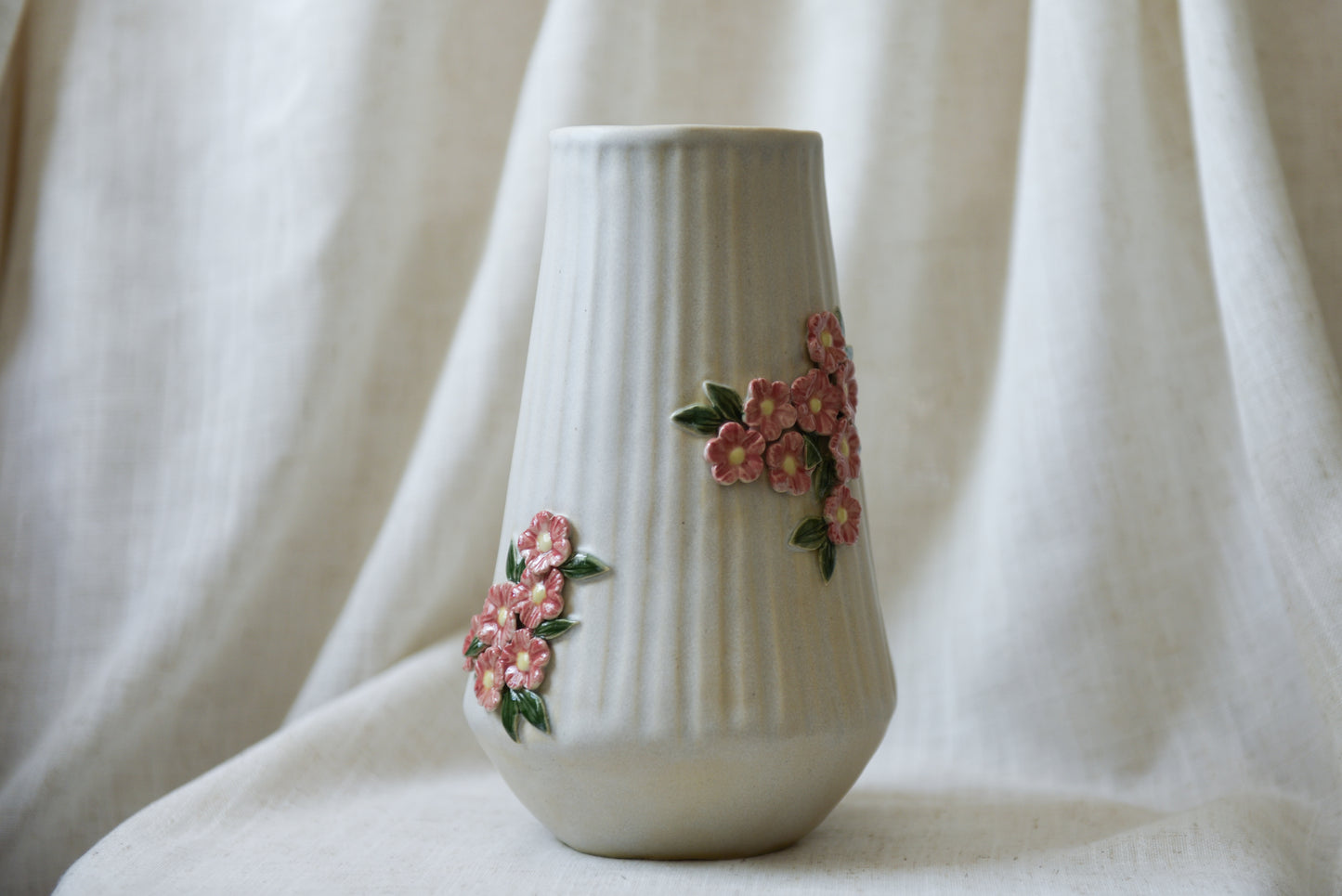 Pink flowers Vase