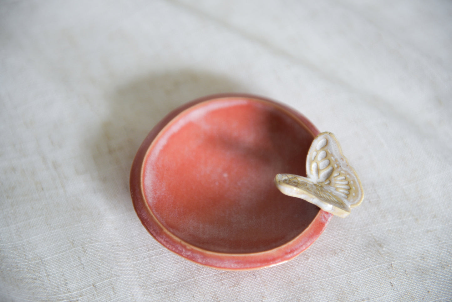 Butterfly ring dish - pink