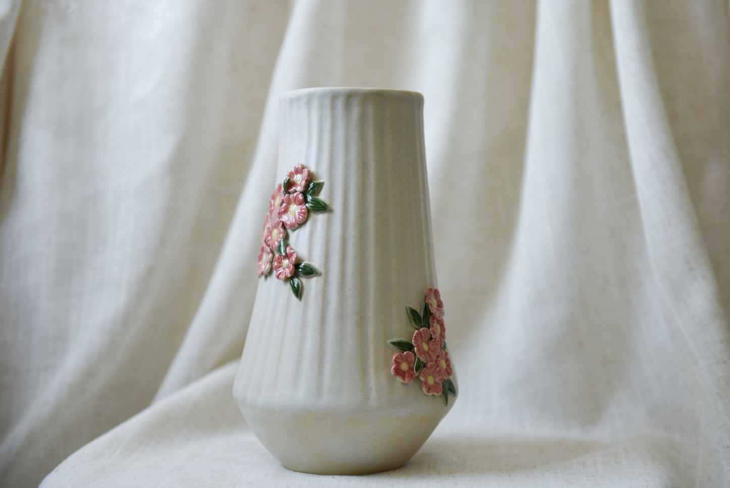Pink flowers Vase