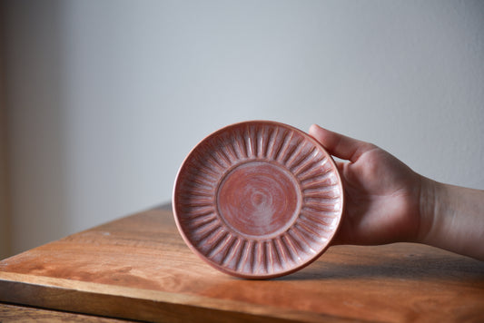 Carved plate - pink