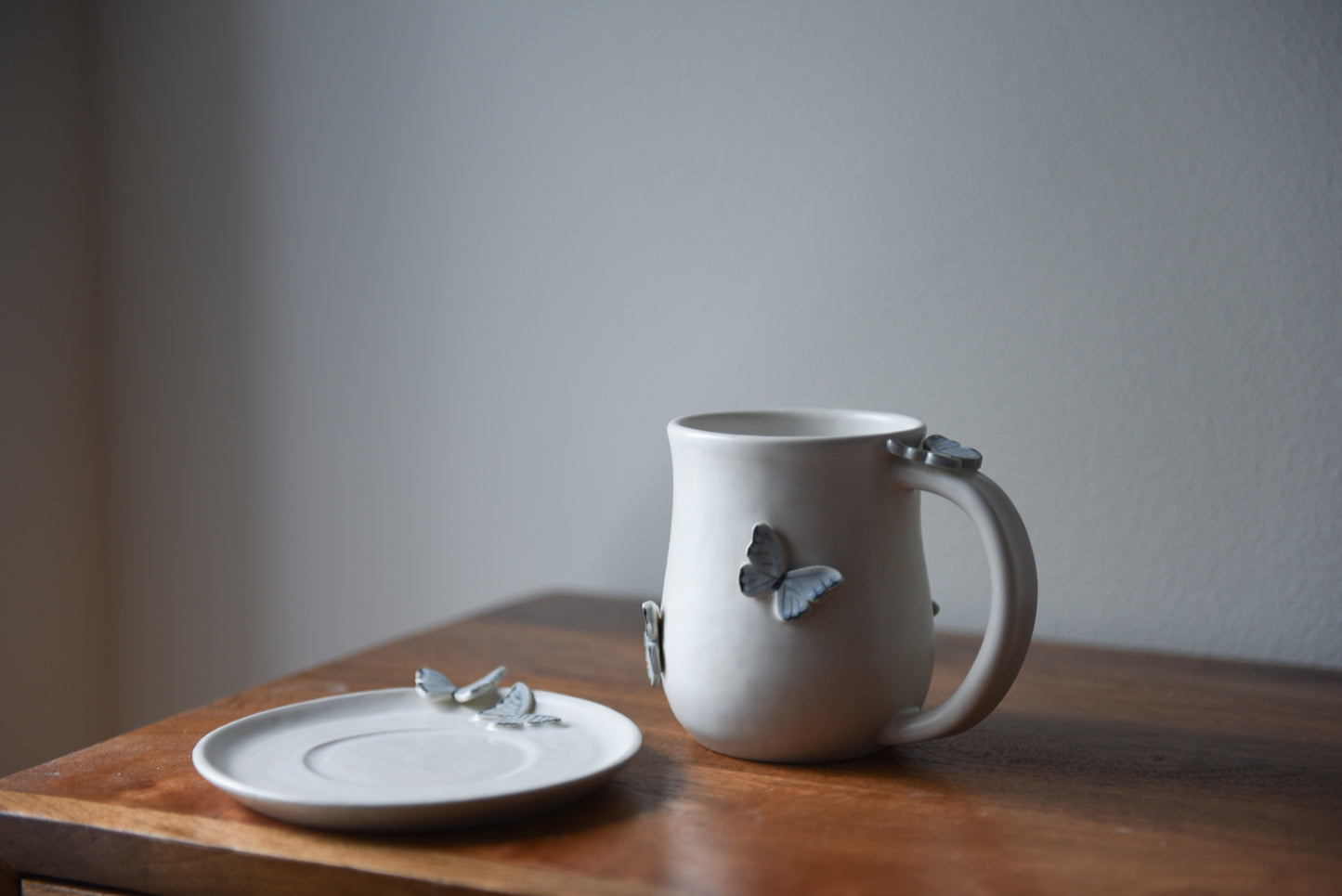 Butterfly plate - blue