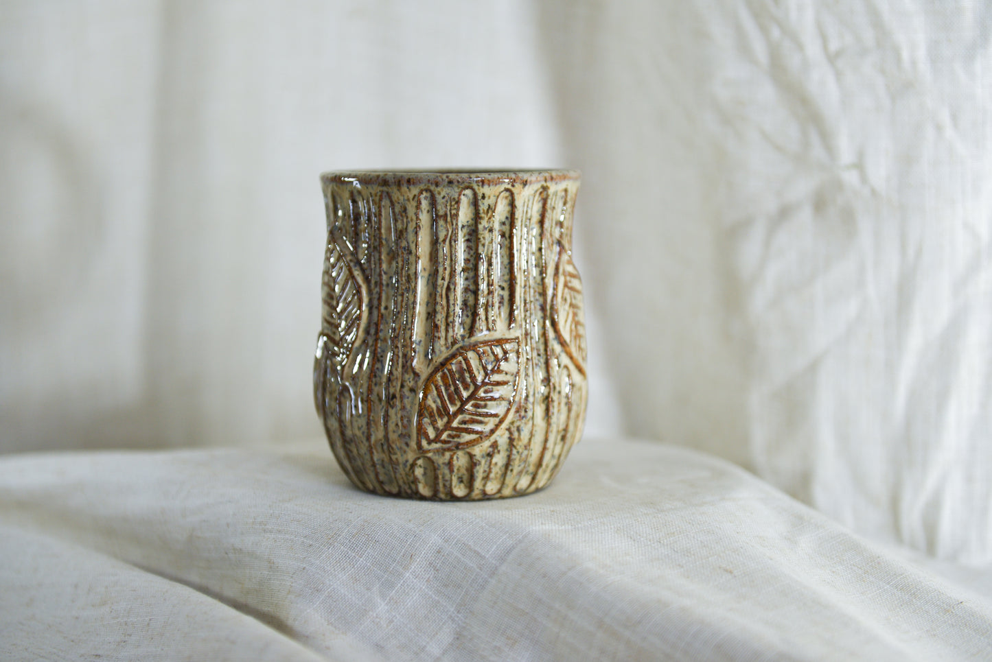 Speckled Mug with Leaves